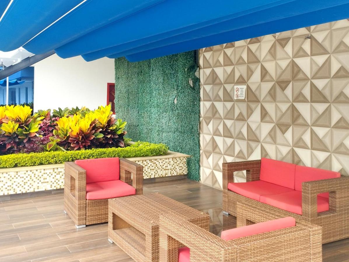 Hotel Royal Elim International Cali Εξωτερικό φωτογραφία The Sky Lounge
