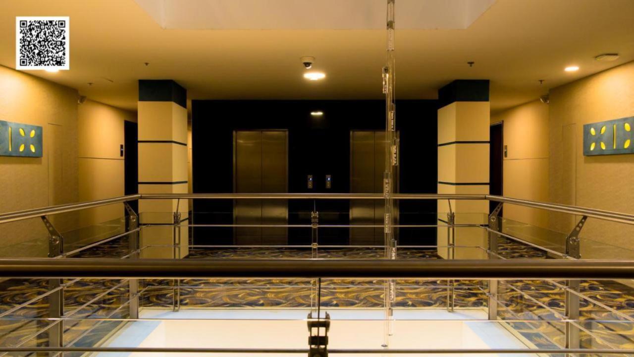 Hotel Royal Elim International Cali Εξωτερικό φωτογραφία The interior of the hotel