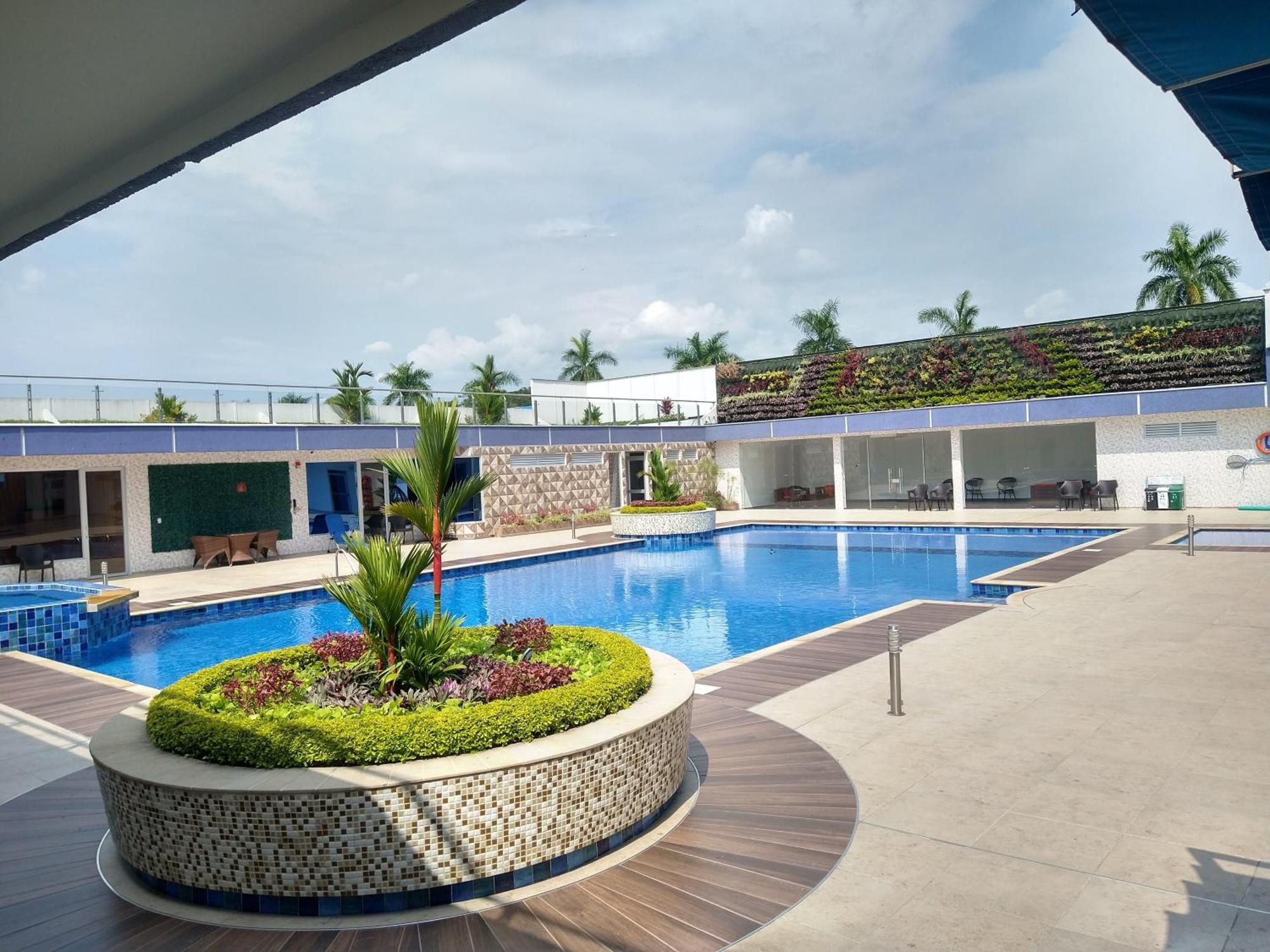 Hotel Royal Elim International Cali Εξωτερικό φωτογραφία Club House